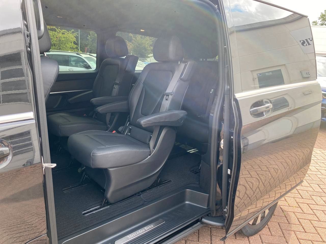 Mercedes-Benz V 250 d 4MATIC lang AVANTGARDE foto 21