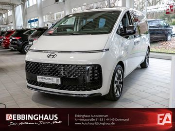 Hyundai STARIAStaria 1.6 Signature Hybrid 2WD Park-Paket BOSE