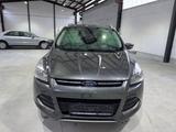Ford Kuga Titanium Leder Navi PDC Klima Euro 6 - Ford Kuga: Eu