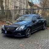 Mercedes-Benz E Coupé 250 CGI BlueEFFICIENCY AMG Sport Paket - Mercedes-Benz E 250 in Duisburg