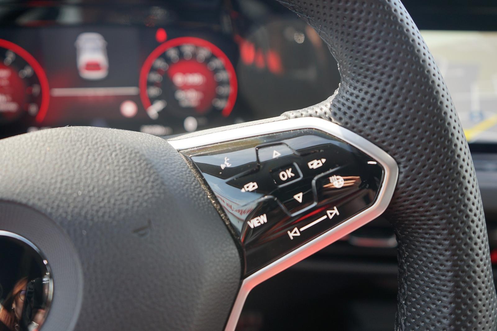 Volkswagen Golf GTI 2.0 TSI LED Navi ACC Sitzheizung DAB, миниатюра 29