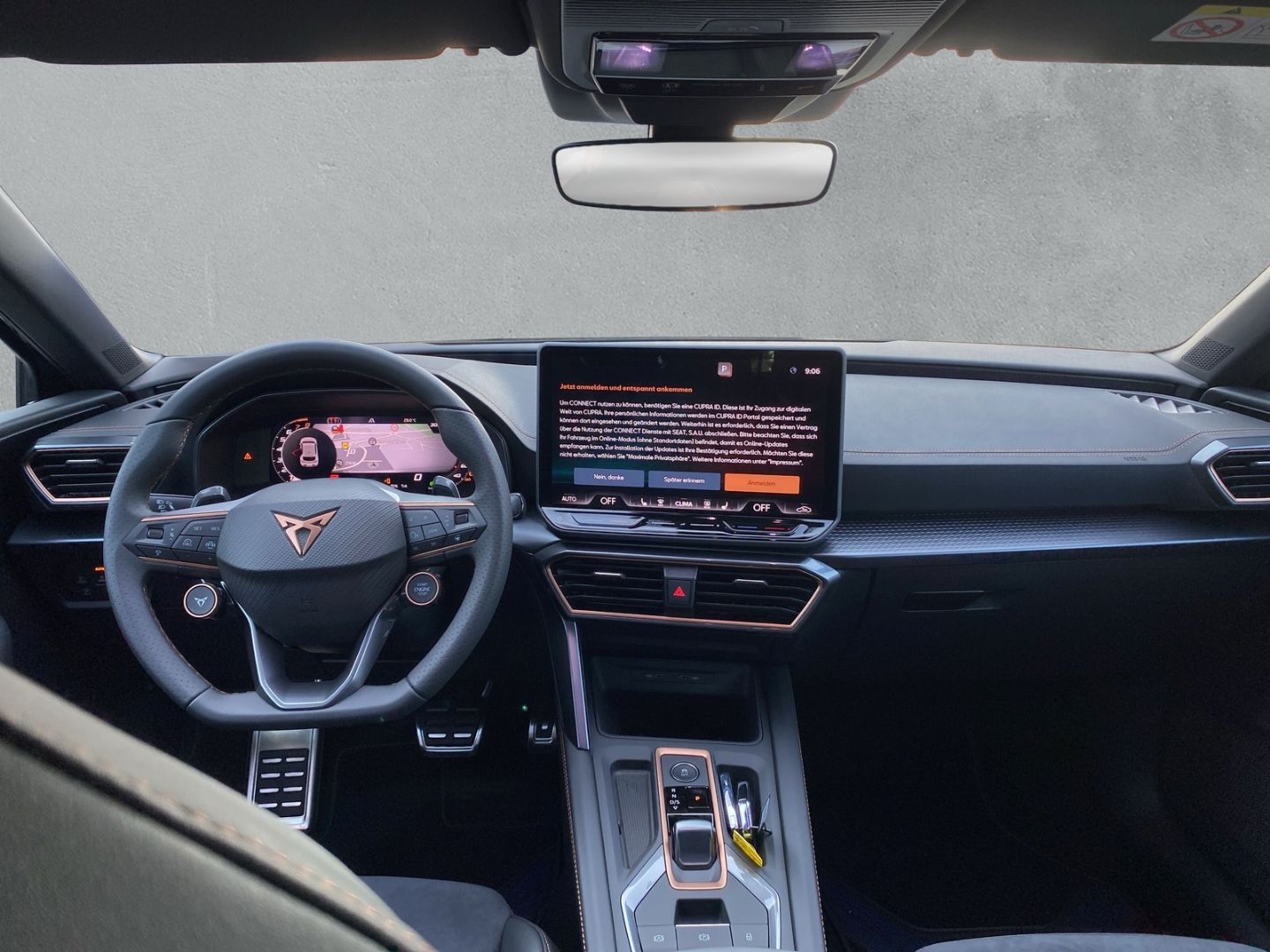 Fahrzeugabbildung CUPRA Leon 2.0 TSI 221 kW VZ*Matrix*NAVI*SHZ*ACC*Full-