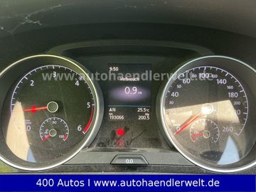 Volkswagen Golf - 10