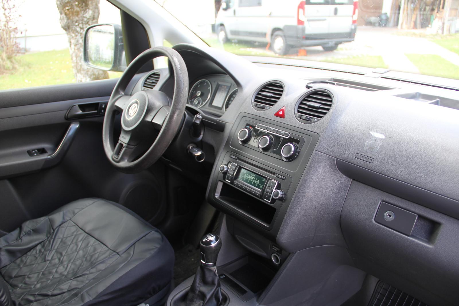Volkswagen Caddy Maxi 4x4 Klima 2x Schiebet AHK Zahnr neu