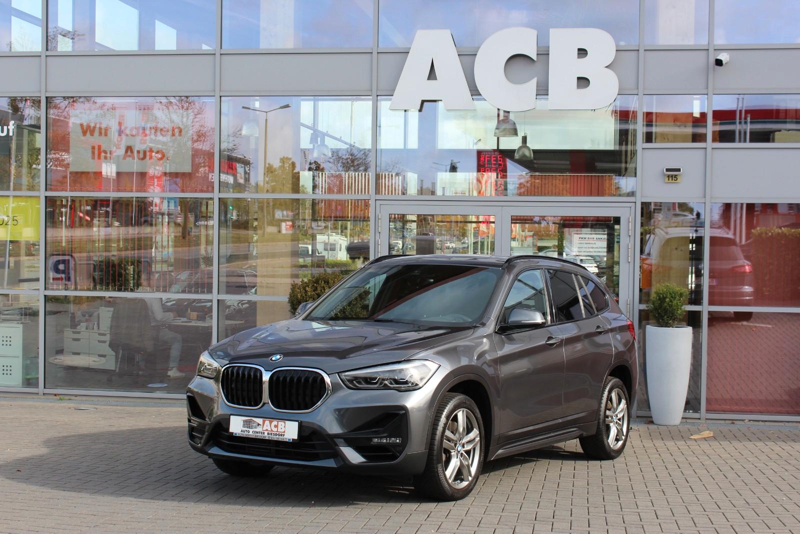 BMW X1 sDrive 20 iA Sport Line LED Leder Hifi Navi