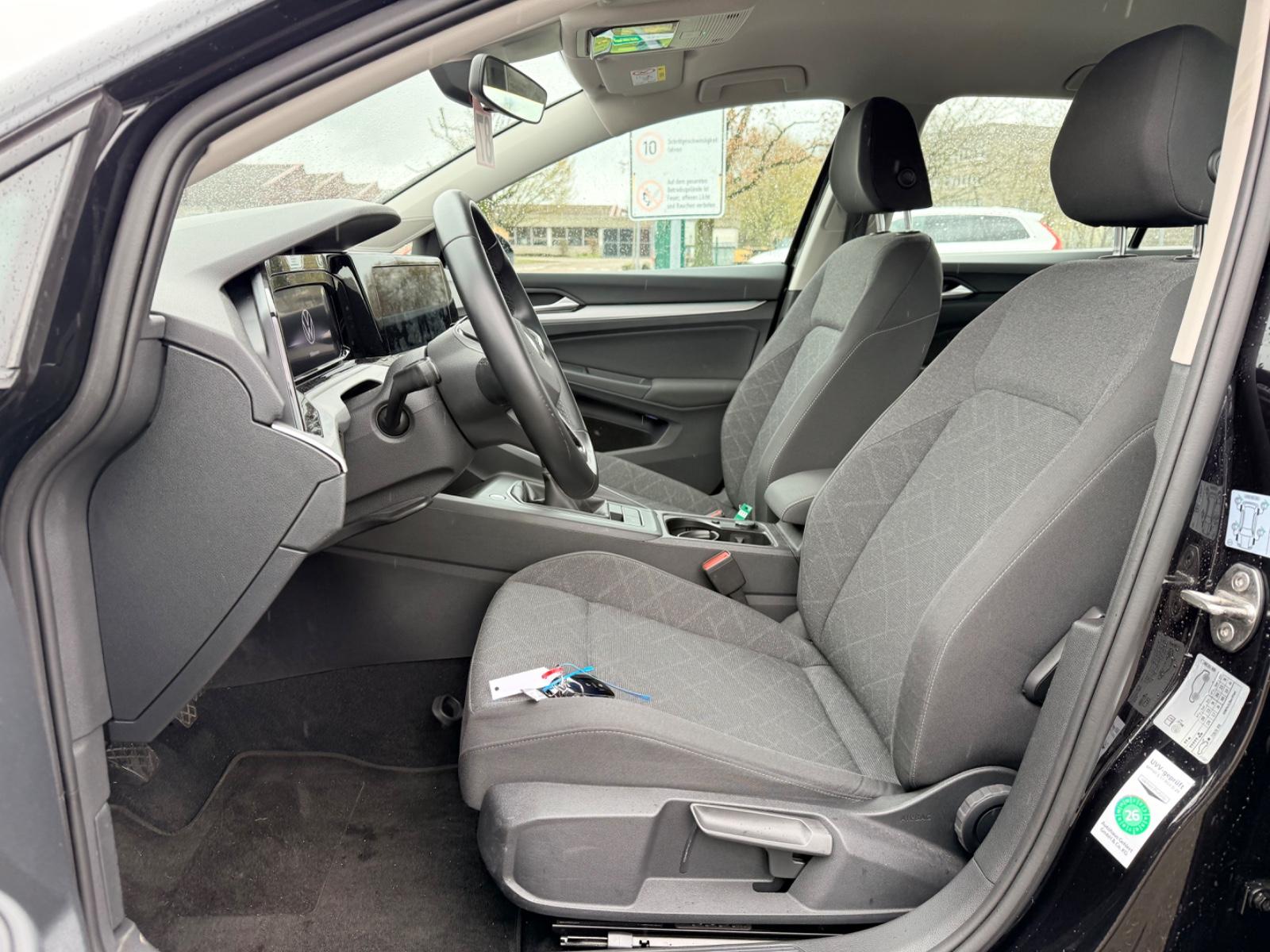 Volkswagen Golf VIII Lim. Life, миниатюра 18