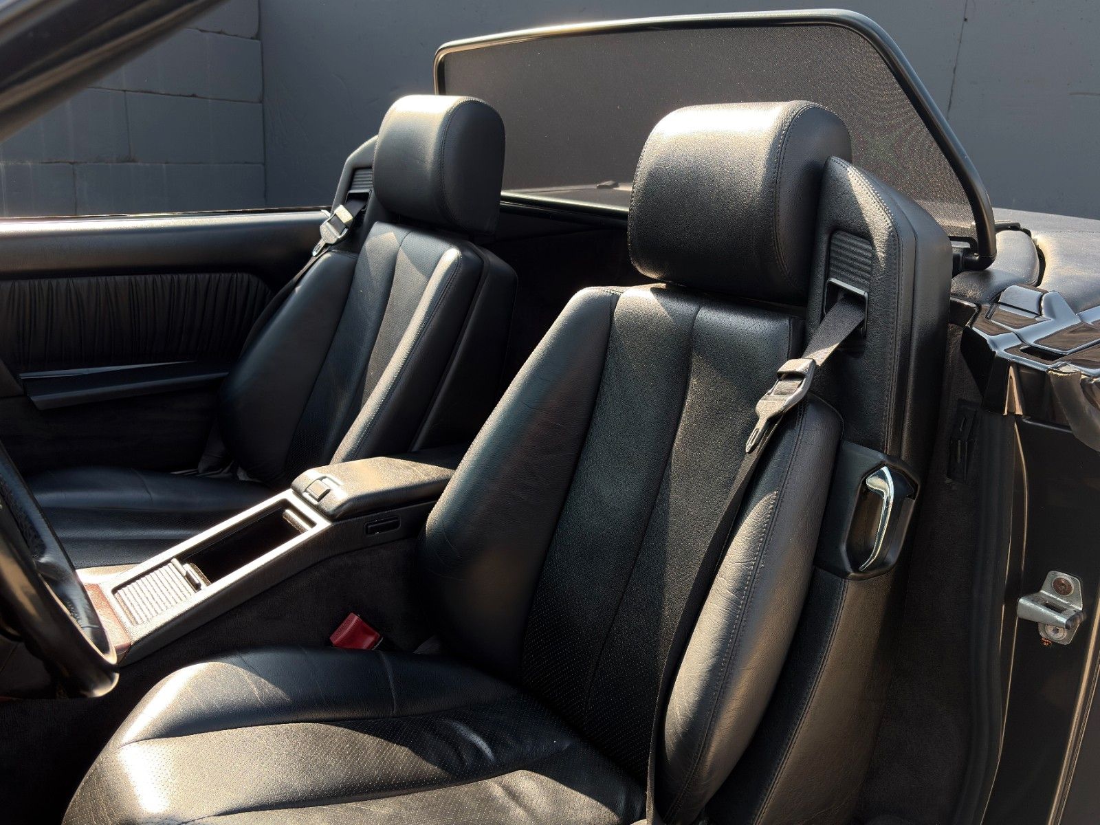 Fahrzeugabbildung Mercedes-Benz SL 320 R129 Cabrio Autom. AMG unfallfrei Note 2