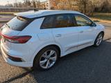 Audi Q4 e-tron 40 S-Line Matrix Navi Wärmepume Keyles - Audi Q4 e-tron von privat