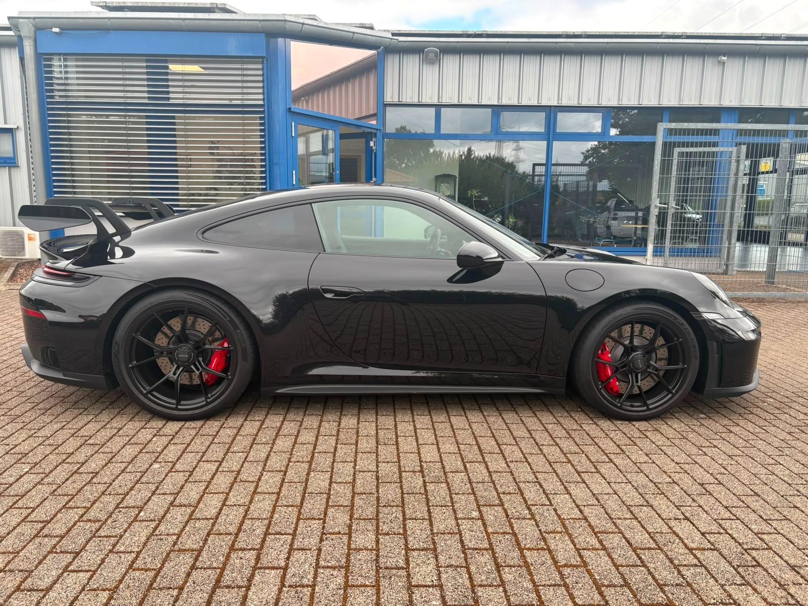 Porsche 992.2 GT3 LIFT 18-WEGE BOSE LEDER/RACETEX CHRONO