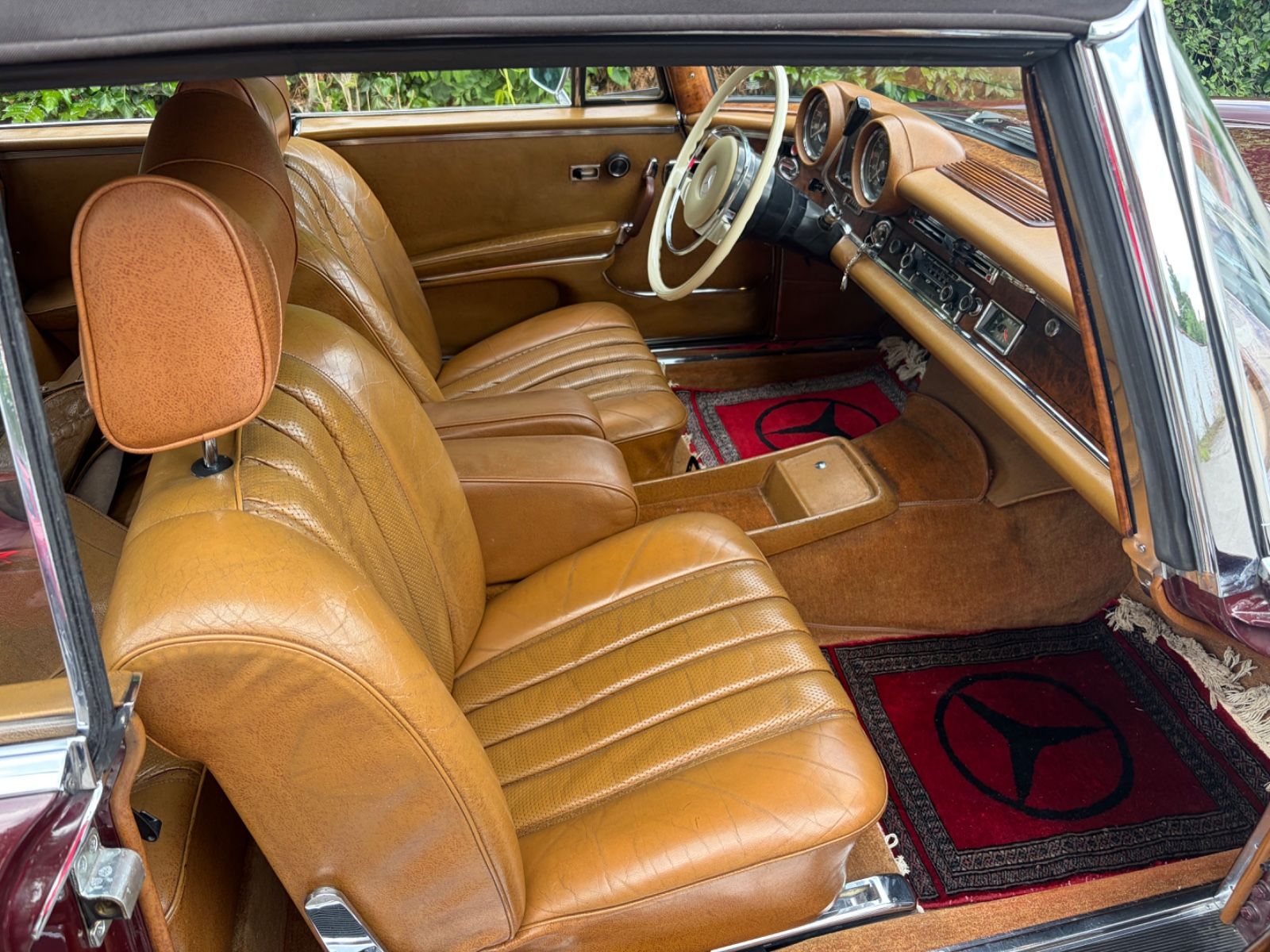 MERCEDES-BENZ 280 16