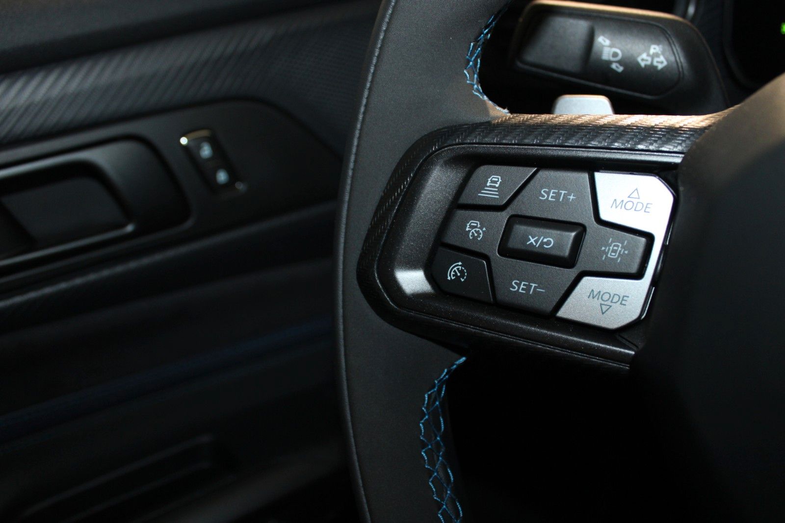 Fahrzeugabbildung Ford Mustang 5.0 Ti-VCT V8 Dark Horse AUTOMATIK