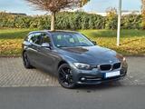 BMW 330i Touring Sport Line - BMW 330: Kombi, Schaltgetriebe