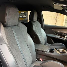 Peugeot 5008 - 8