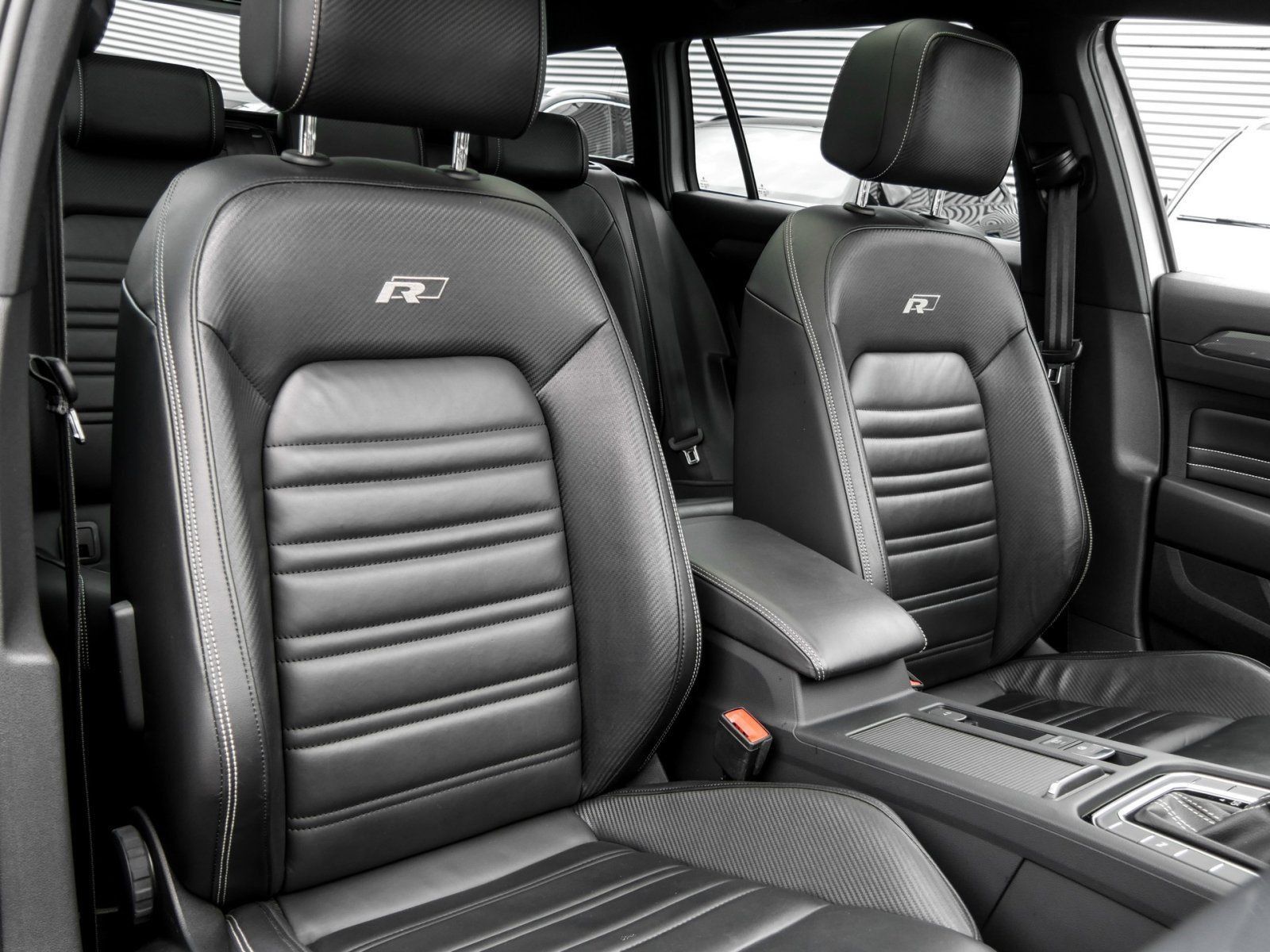 Volkswagen Passat Variant - Bild 7