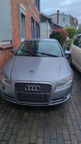 Audi 4 b7 2005 - Audi A4 mit Diesel-Antrieb: Limousine, 2.7