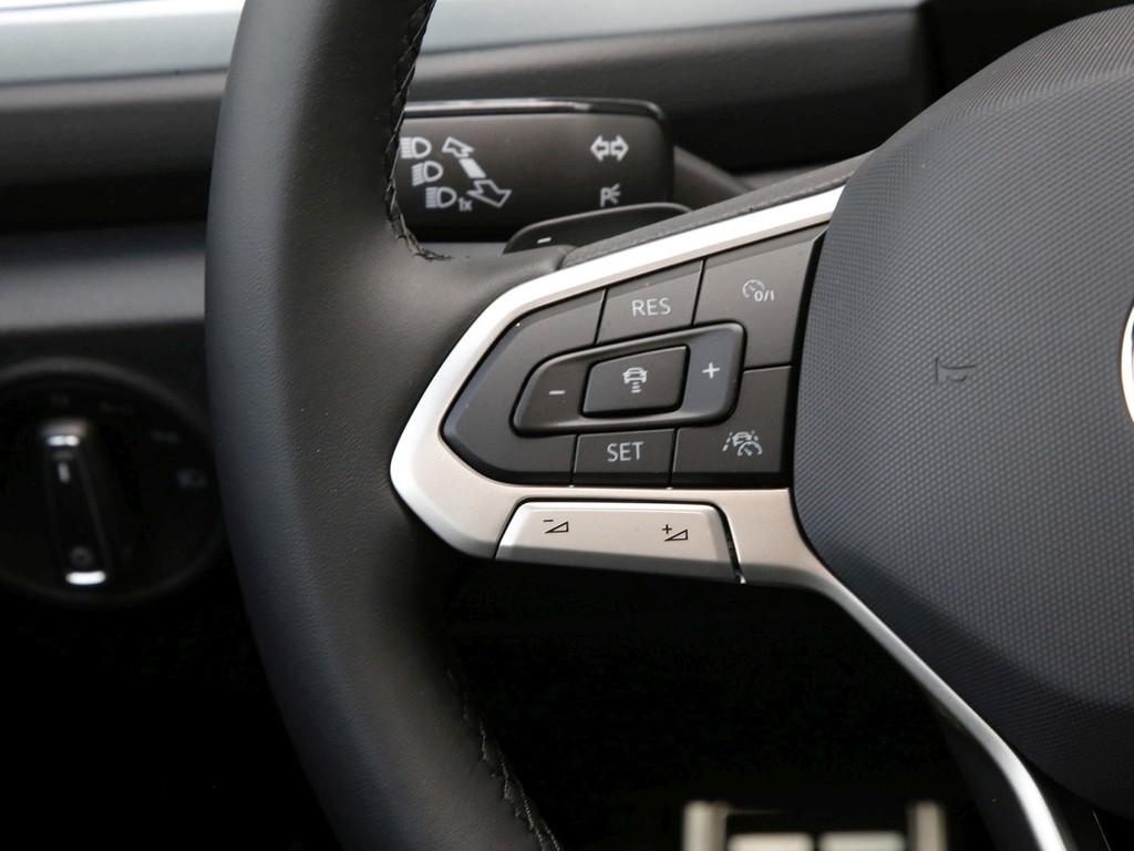 Volkswagen T-Roc 17
