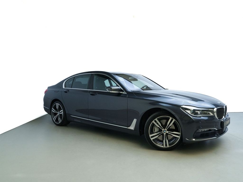 Image of BMW 750