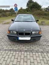 BMW E36 318i - BMW 318 aus 1993: 318i E36