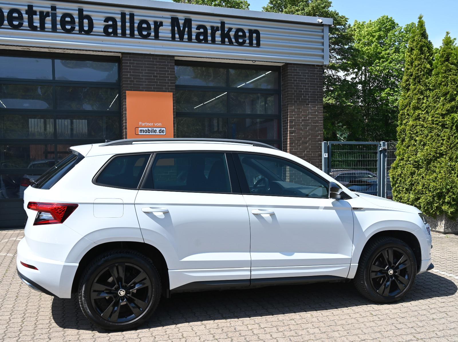 Skoda Karoq 1.5 TSI Sportline Navi CarPlay LED PDC