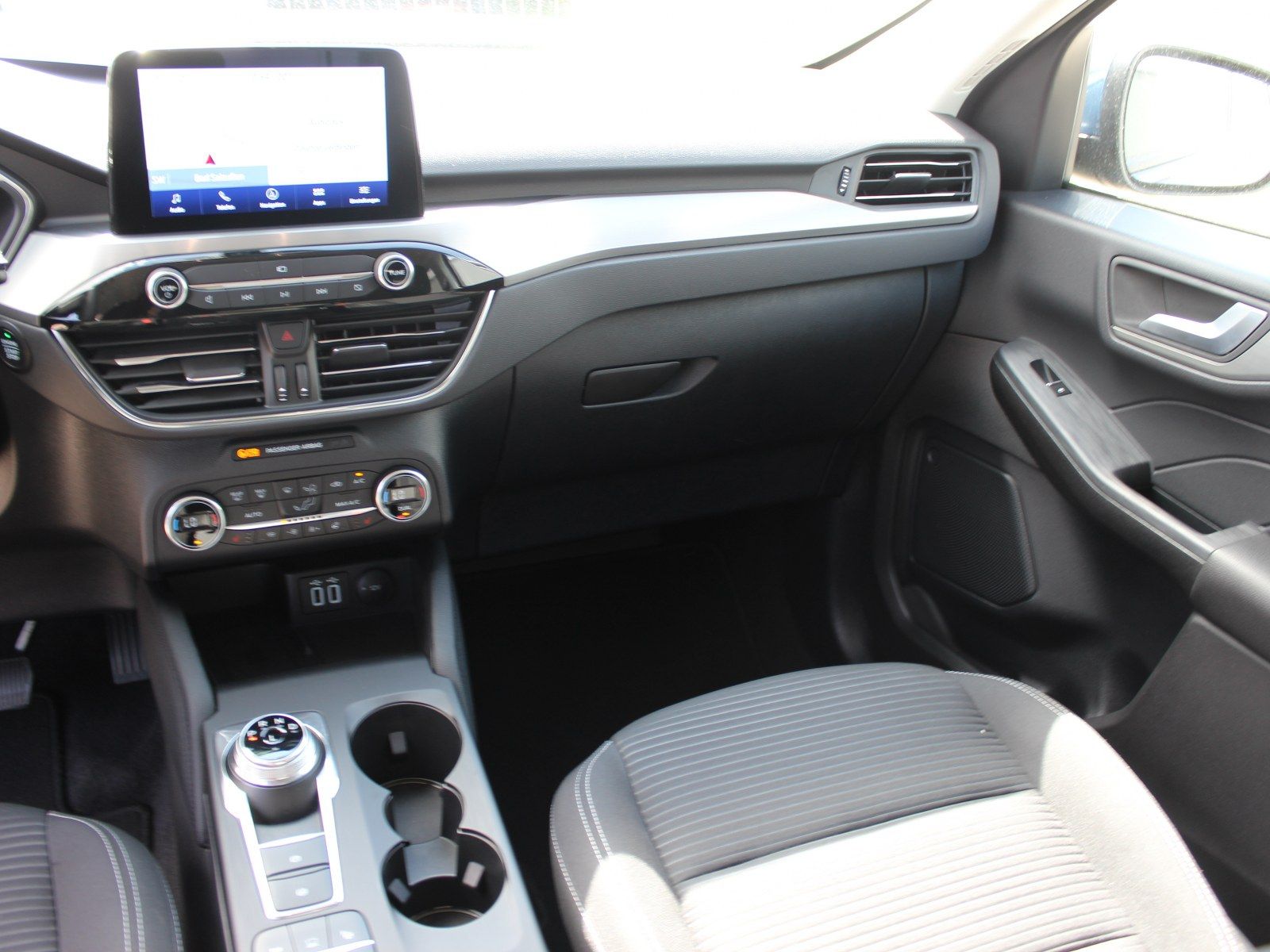 Fahrzeugabbildung Ford Kuga Plug-In Hybrid Titanium 2,5 Duratec