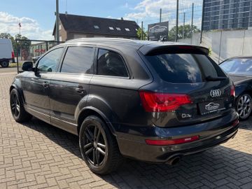 Audi Q7 - 8