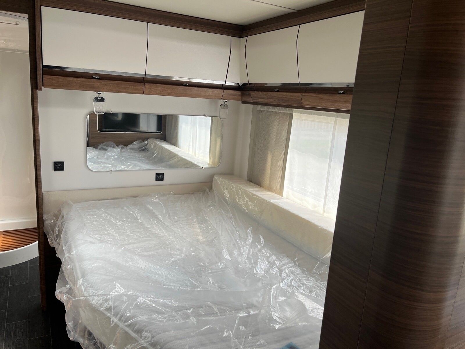 Fahrzeugabbildung Tabbert Puccini 750 HTD 2.5 Hubstützen,Mover,Klima,Leder