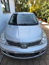 Nissan Tiida Nissan - Nissan Tiida von privat