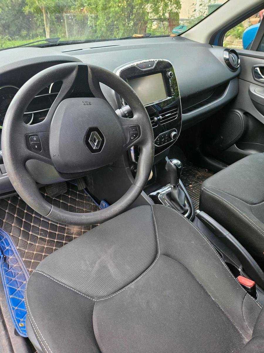 Renault Clio 2015 — photo 9