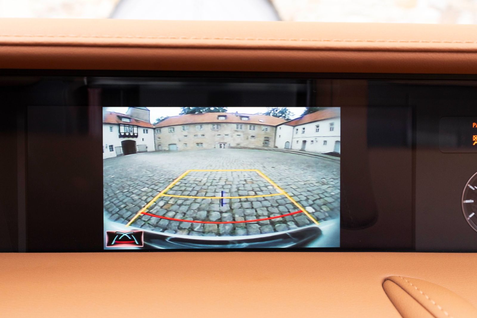 Fahrzeugabbildung Lexus LC 500 Cabrio HUD LED ACC ML TOTW KAM PCS RCTA