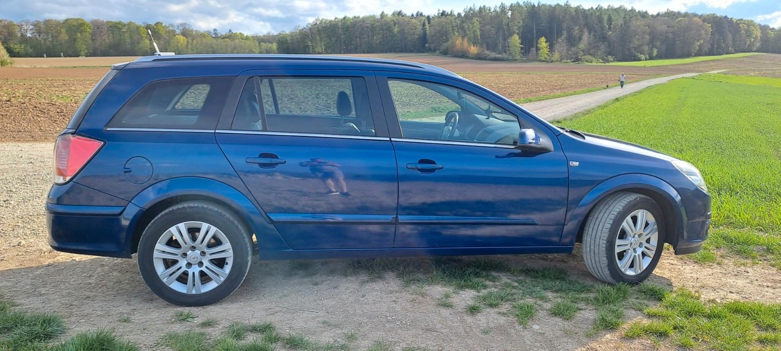 Opel Astra 2005 — photo 14
