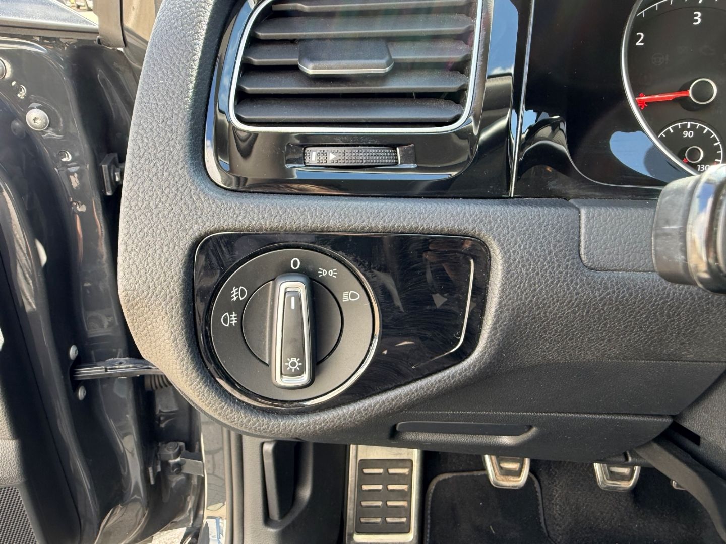 VW Golf VII Join Start-Stopp 1.6 TDI AHK Carplay  B - Image 12