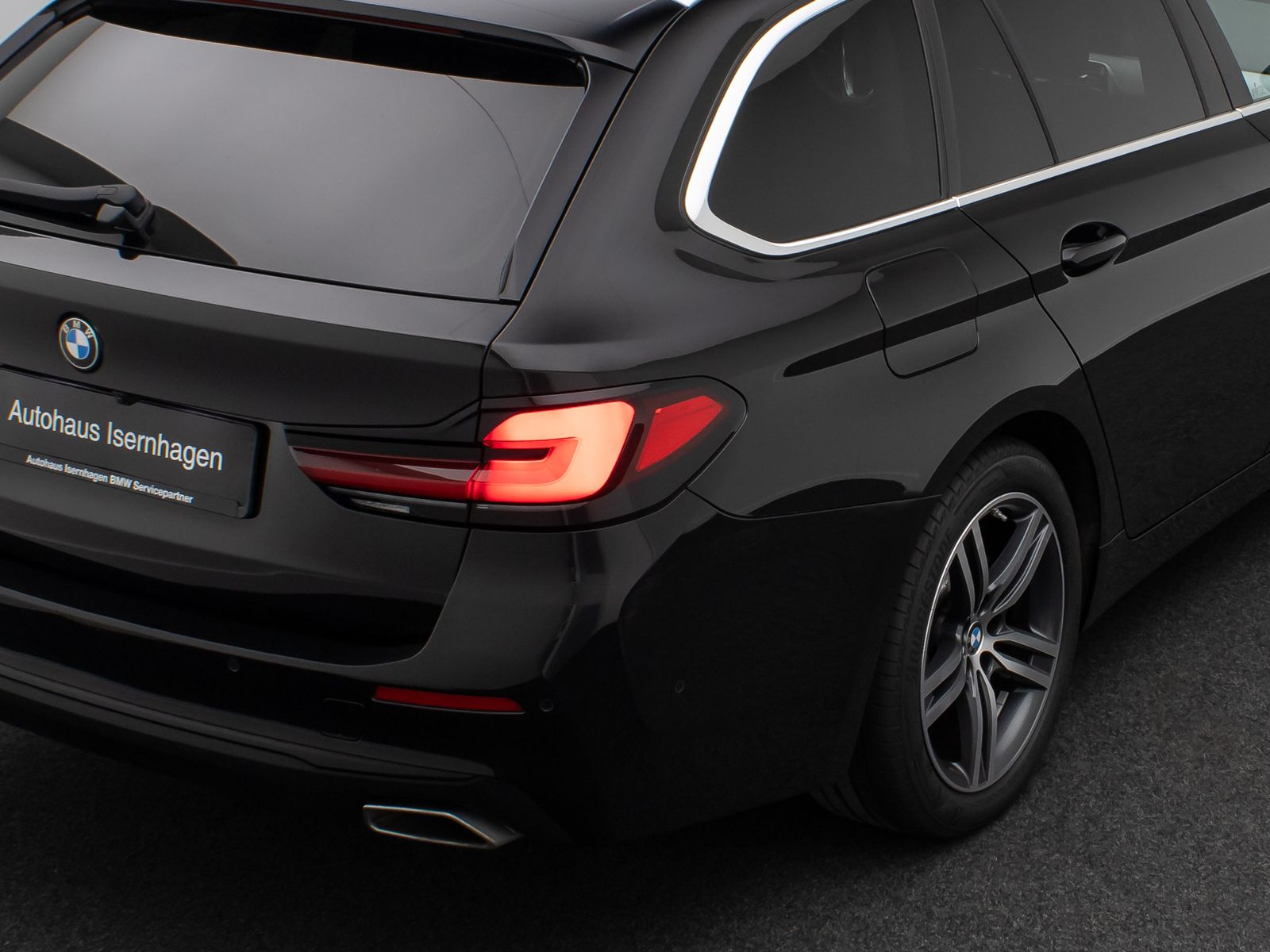 Fahrzeugabbildung BMW 520d xD Alarm 4xKlima Leder DAB Panorama 18Zoll
