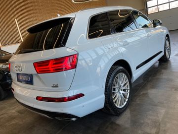 Audi Q7 3.0 TDI quattro *7SITZER*2.HAND*BI-XENON*AHK*