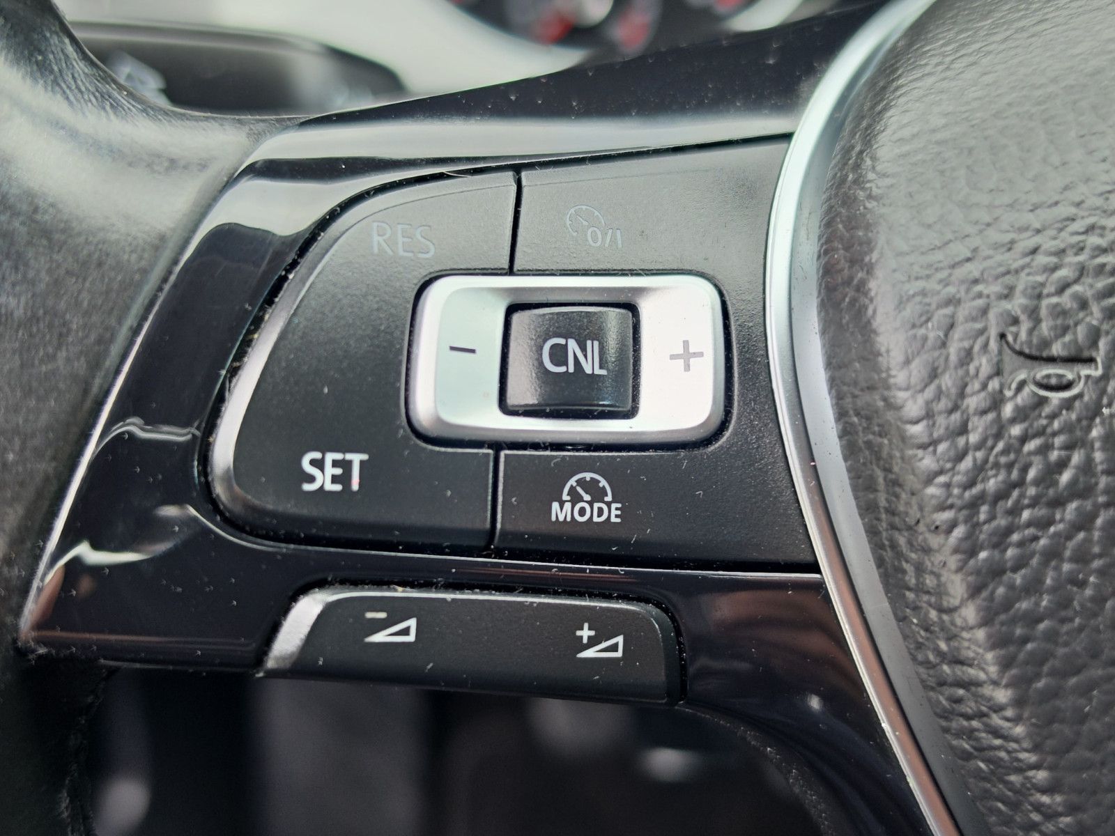 Fahrzeugabbildung Volkswagen Golf VII Variant Trendline BMT NAVI KLIMA SHZ