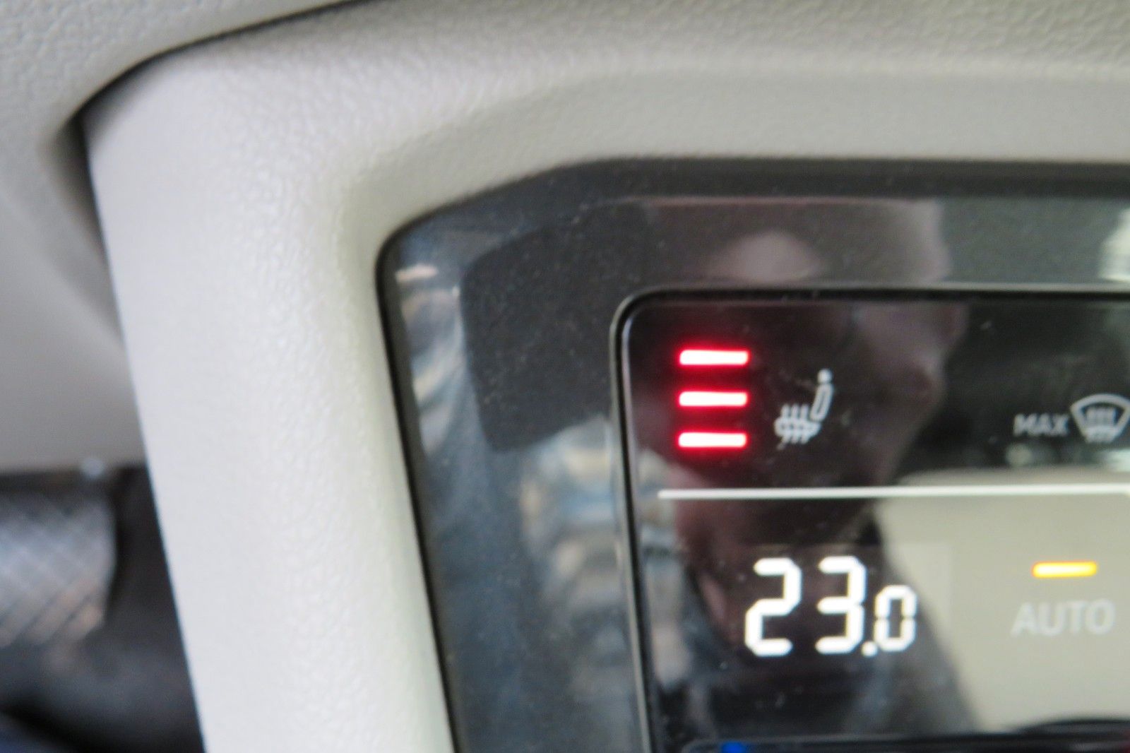 Fahrzeugabbildung Volkswagen Tiguan TSI DSG ELEGANCE 19-ZOLL MATRIX 360` 1.HD