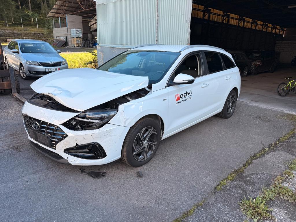 Hyundai i30 15 TGDI Hybrid FAMILY PAKET 2023
