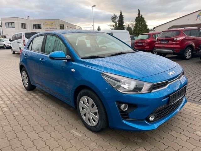 Fahrzeugabbildung Kia Rio Comfort PDC, Klima, Bluetooth