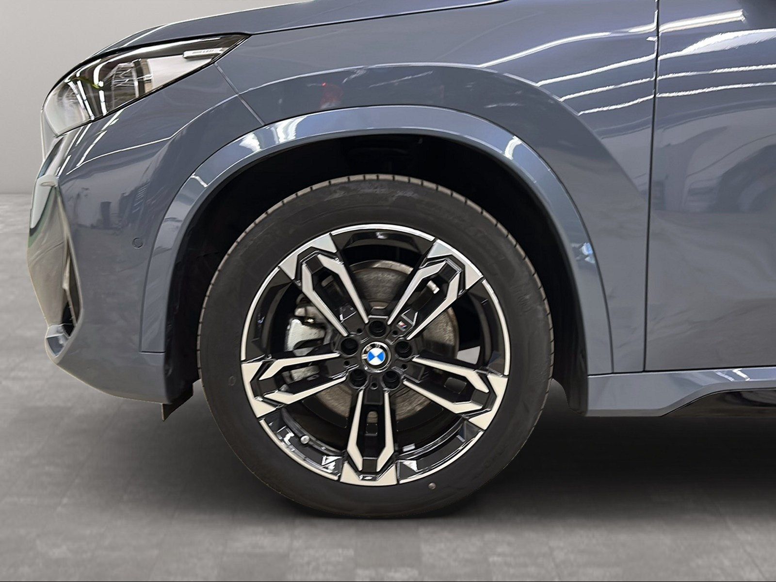 BMW iX1 - Bild 12