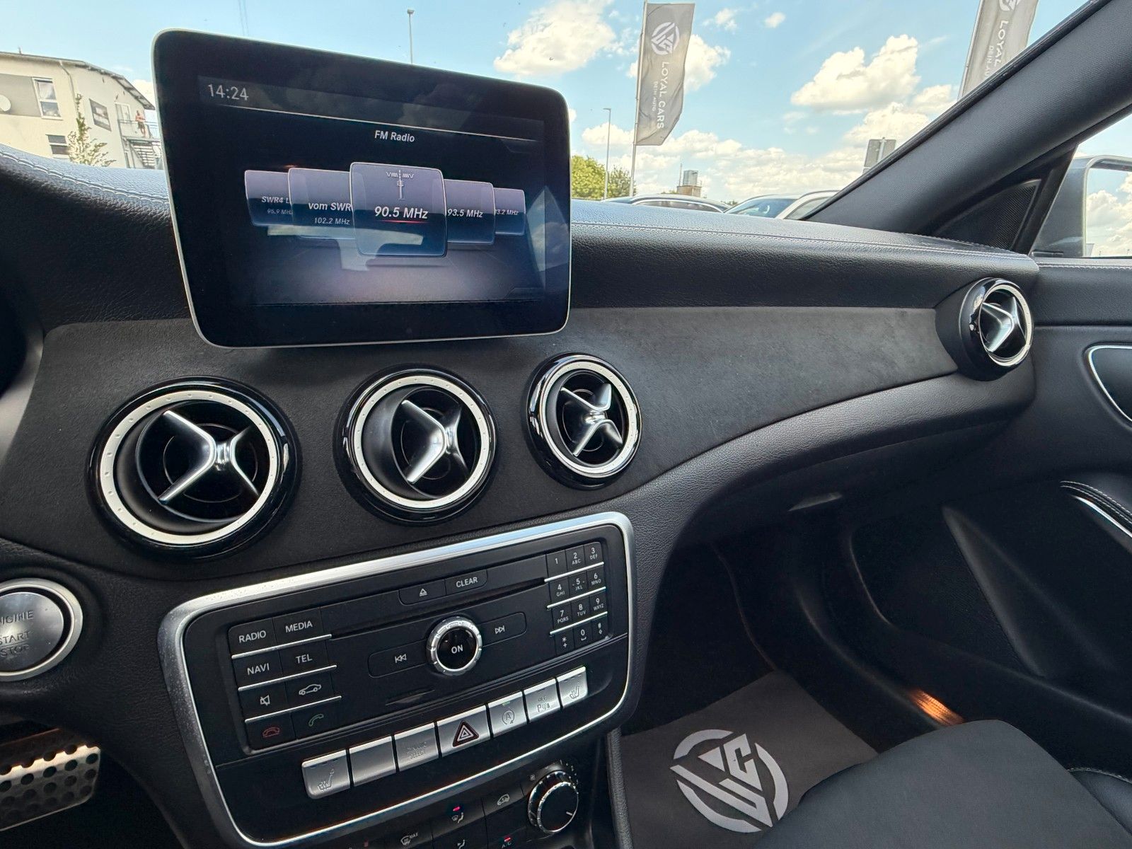 Mercedes-Benz CLA 200 AMG Edition PANO KAMERA LED Ambiente foto 23