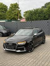 Audi RS3 Sportback 2.5 TFSI quattro PANO LEDER FULL - Audi RS3 in Duisburg