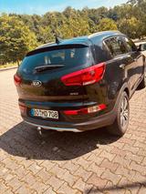 Kia Sportage 2.0 CRDi AWD 184 Platinum Edition A... - Kia Sportage: Privatanbieter