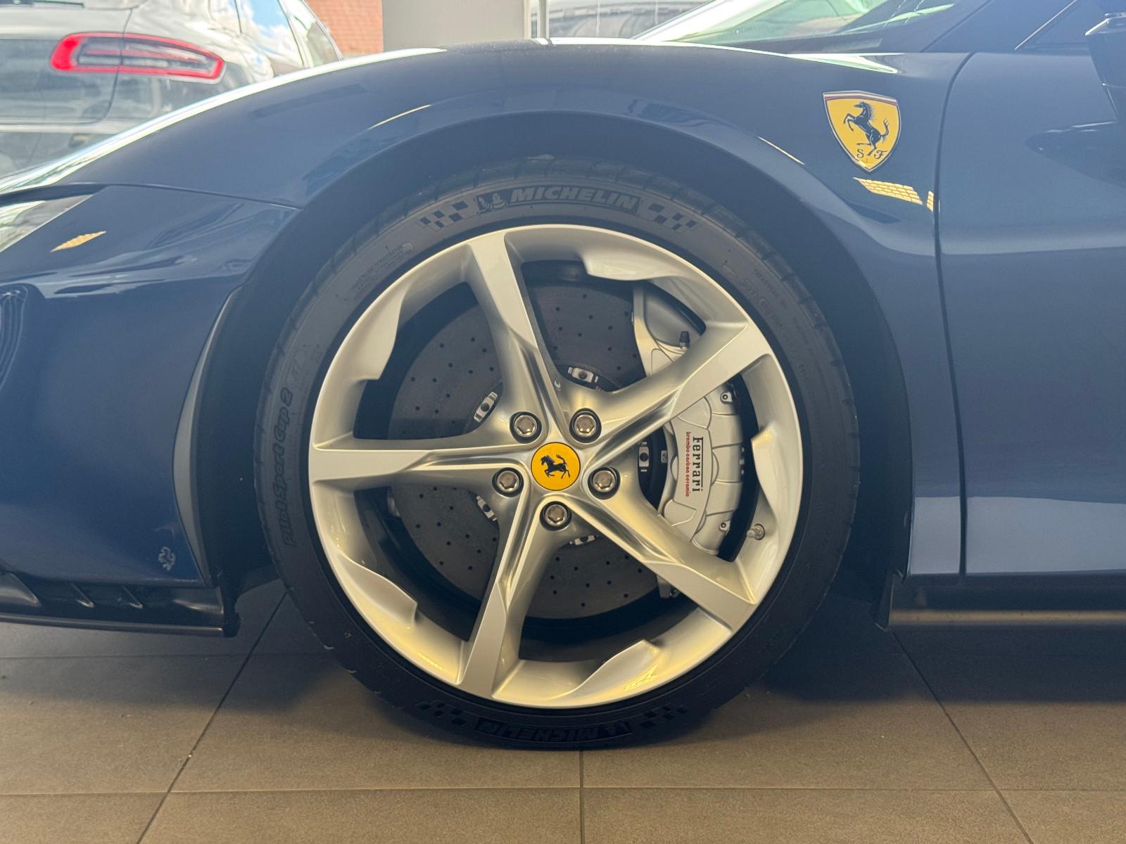 Ferrari SF90 Stradale Two-Tone Lift JBL CarPlay Approved