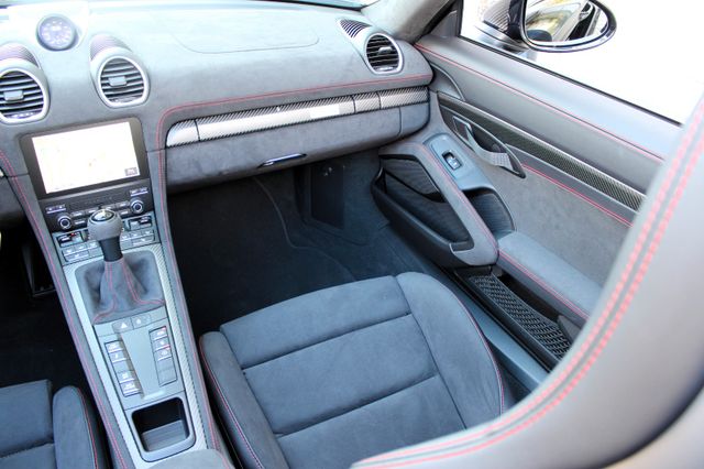 Porsche 718 SPYDER RS / WEISSACH-PAKET / LIFT / 18 Wege Porsche 718 SPYDER RS / WEISSACH-PAKET / LIFT / 18 Wege