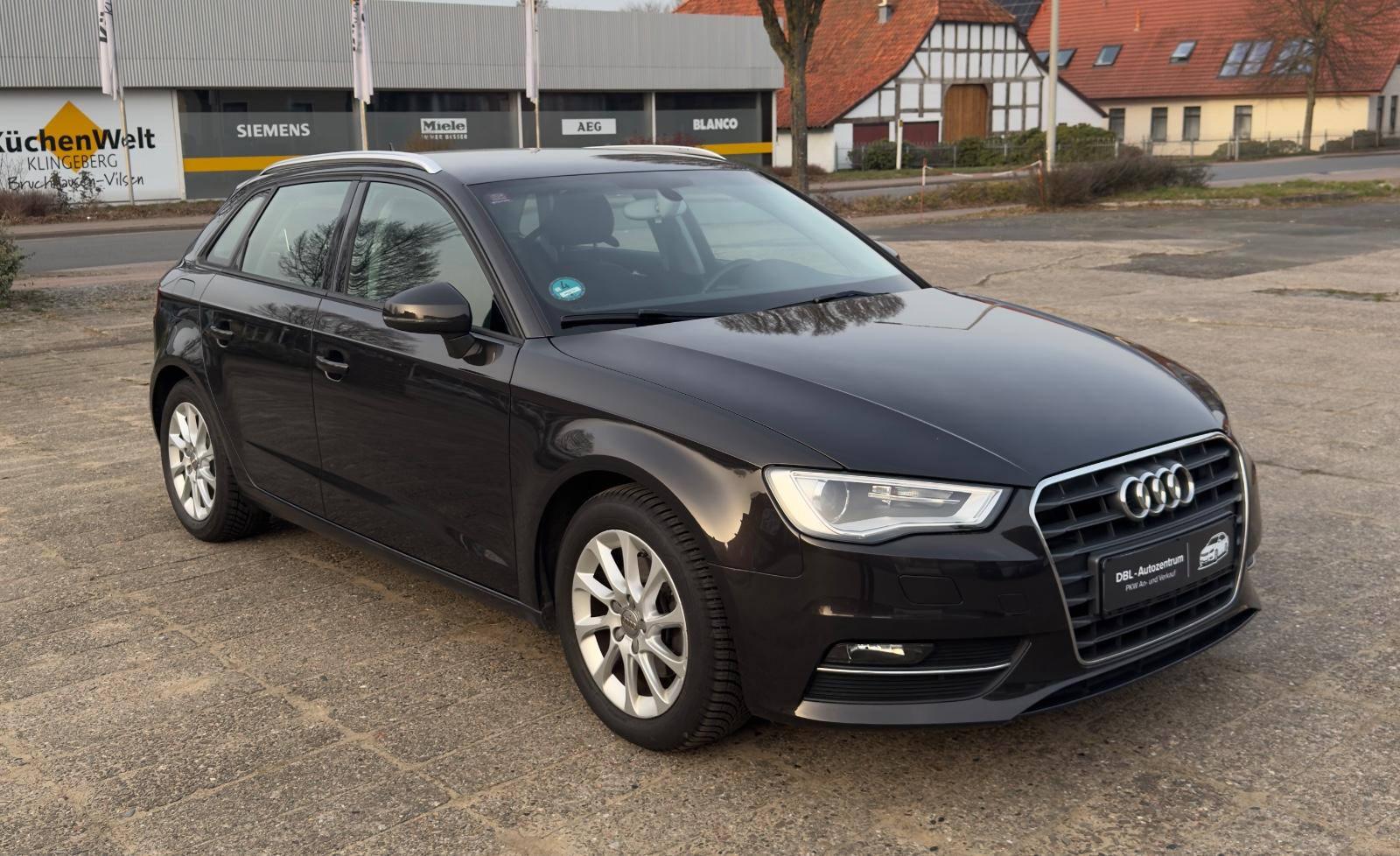 Audi A3 2.0 TDI Scheckheft,Navi,Ahk,Xenon,PDC