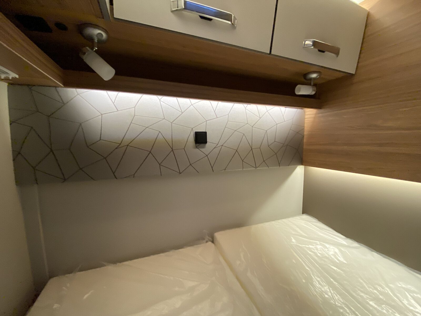 Fahrzeugabbildung Weinsberg CaraCompact EDITION PEPPER 600 MF Automatik
