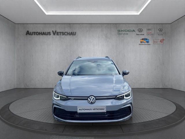 Golf VIII Variant R-Line 1.5 eTSI DSG Bluetooth