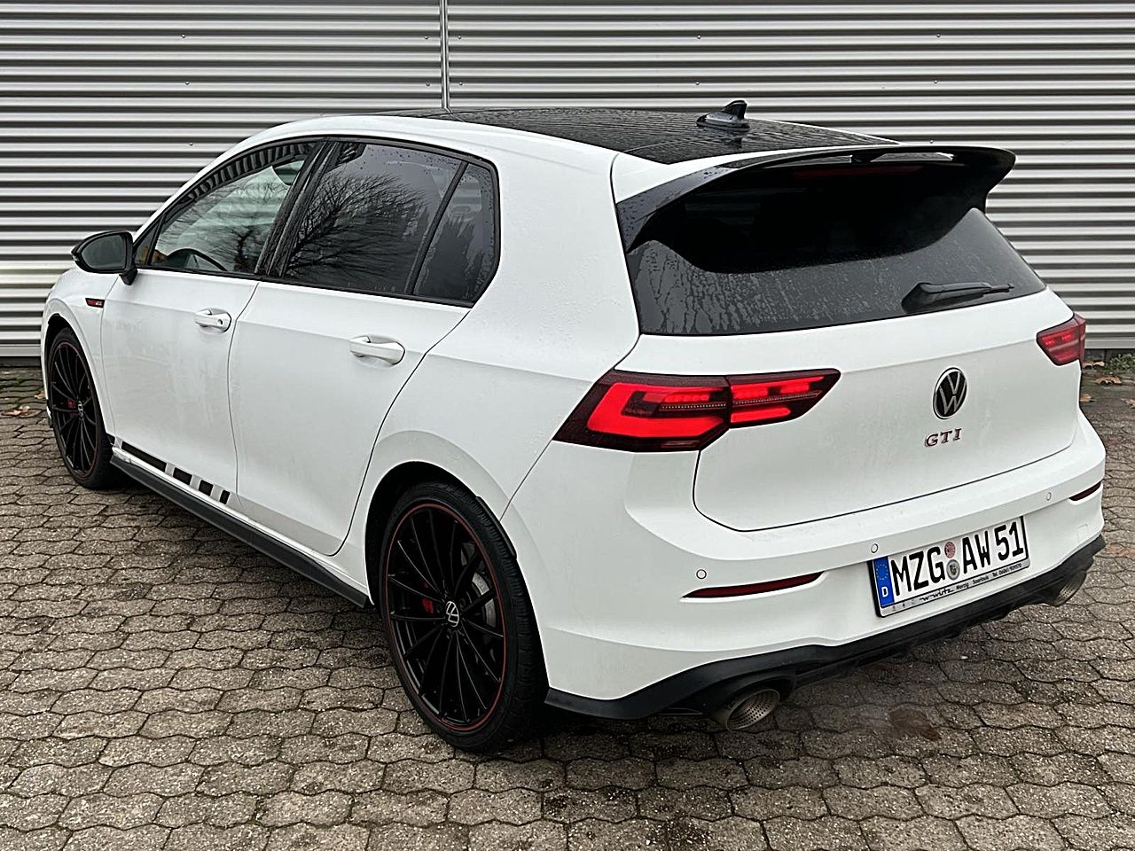 Fahrzeugabbildung Volkswagen Golf VIII GTI Clubsport Performance Akrapovic