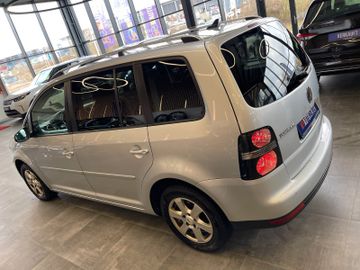 Volkswagen Touran Freestyle *7SITZER*SHZ*TEMPOMAT*NAVI*PDC*