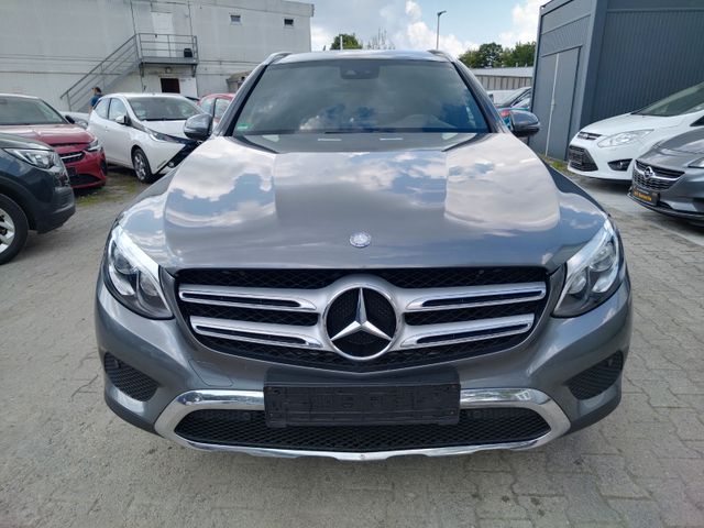 Mercedes-Benz GLC220 d 4Matic+T.LEDER+ILC+PANO+NAVI+S.DACH+AHK