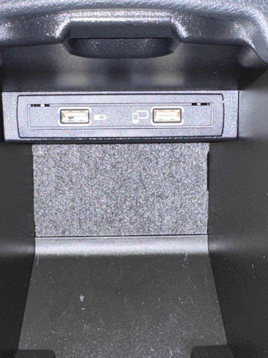 Fahrzeugabbildung Mercedes-Benz CLA 200 SB 3X AMG LINE NIGHT LED MATT FOLIERT